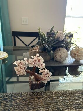Decorative Rose Quartz Gemstone Tree  in Heart Shaped Marble Base